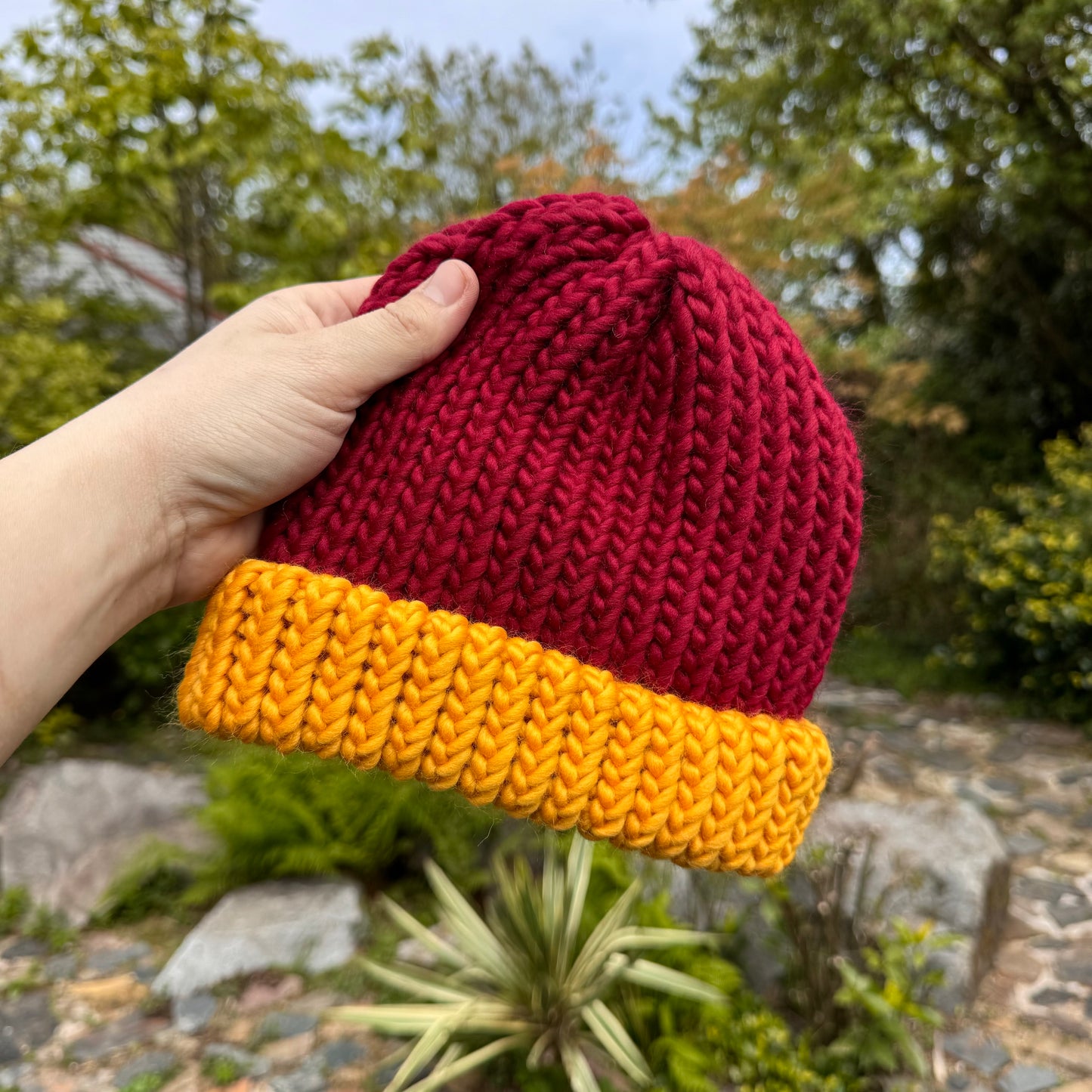 Adult - 100% merino wool beanie hat in red and yellow