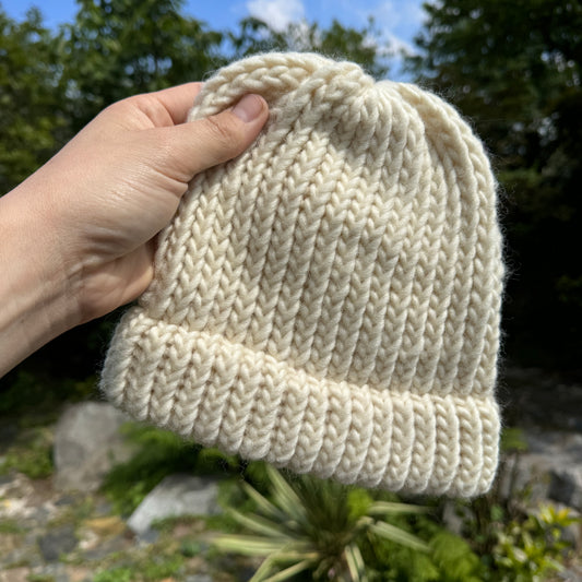 Natural Shetland hand knitted hat - Adult