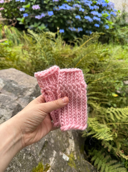 Pastel pink Knitted Gloves – 100% Merino Wool (Size 2-5 Years)