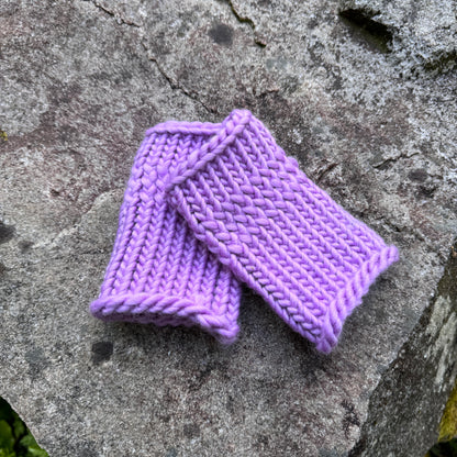 Lavender fingerless gloves in 100% merino wool