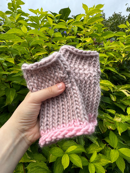 Pink fingerless gloves - Adult