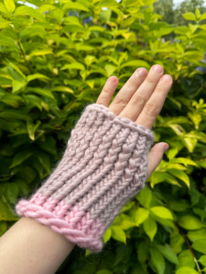 Pink fingerless gloves - Adult