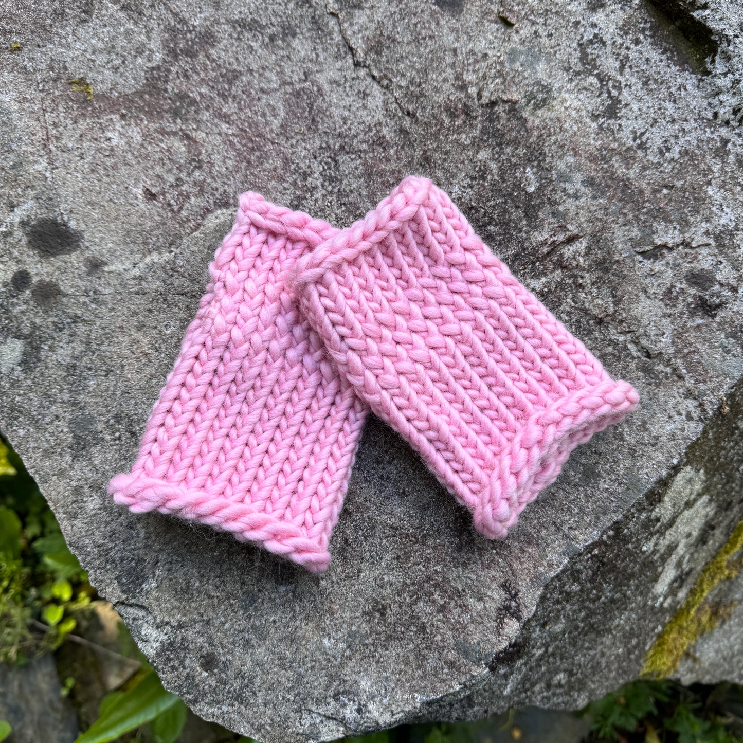 Pastel Pink fingerless gloves in 100% merino wool