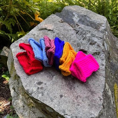 Bright Pink fingerless gloves in 100% merino wool