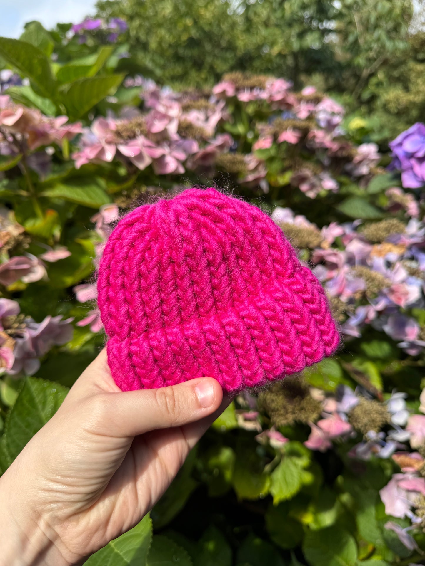 Tiny Baby - Raspberry merino wool hat