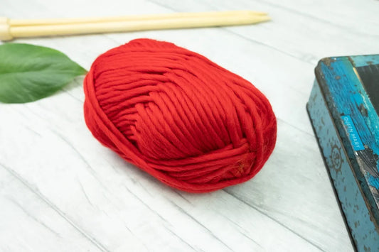 Red merino wool yarn || super chunky wool || wool for knitting crochet weaving