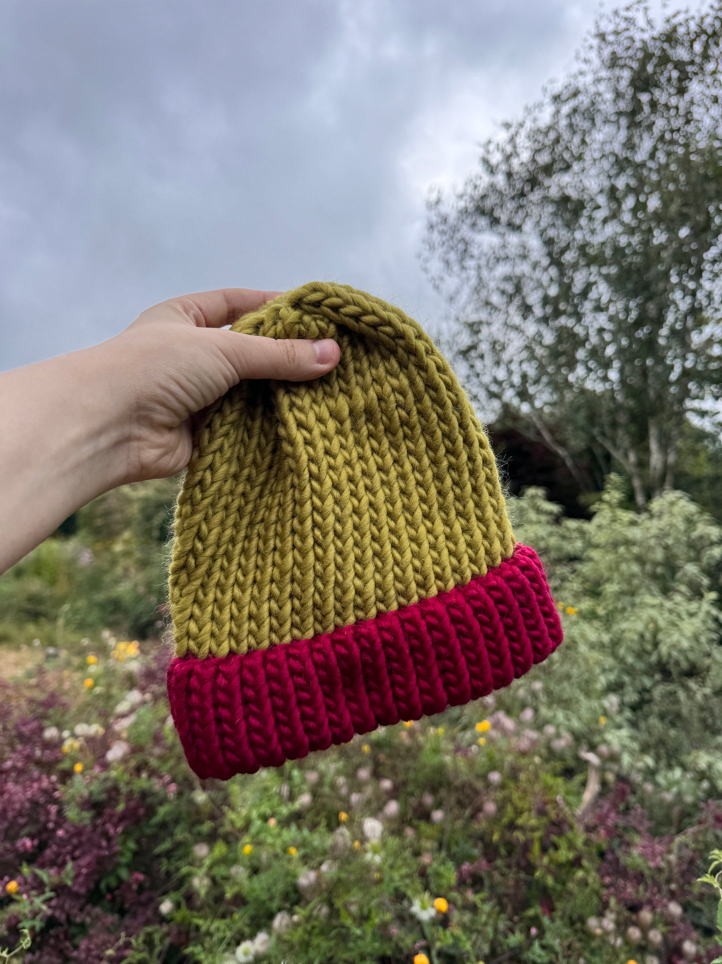 Adult SECONDS - Hand knitted hat in 100% merino wool