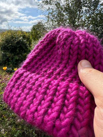 0-3 Months - Merino wool knitted baby hat in magenta