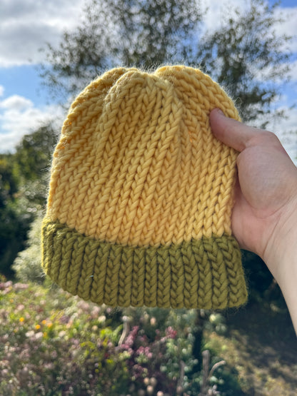 Adult - Primrose knitted hat in 100% Merino Wool