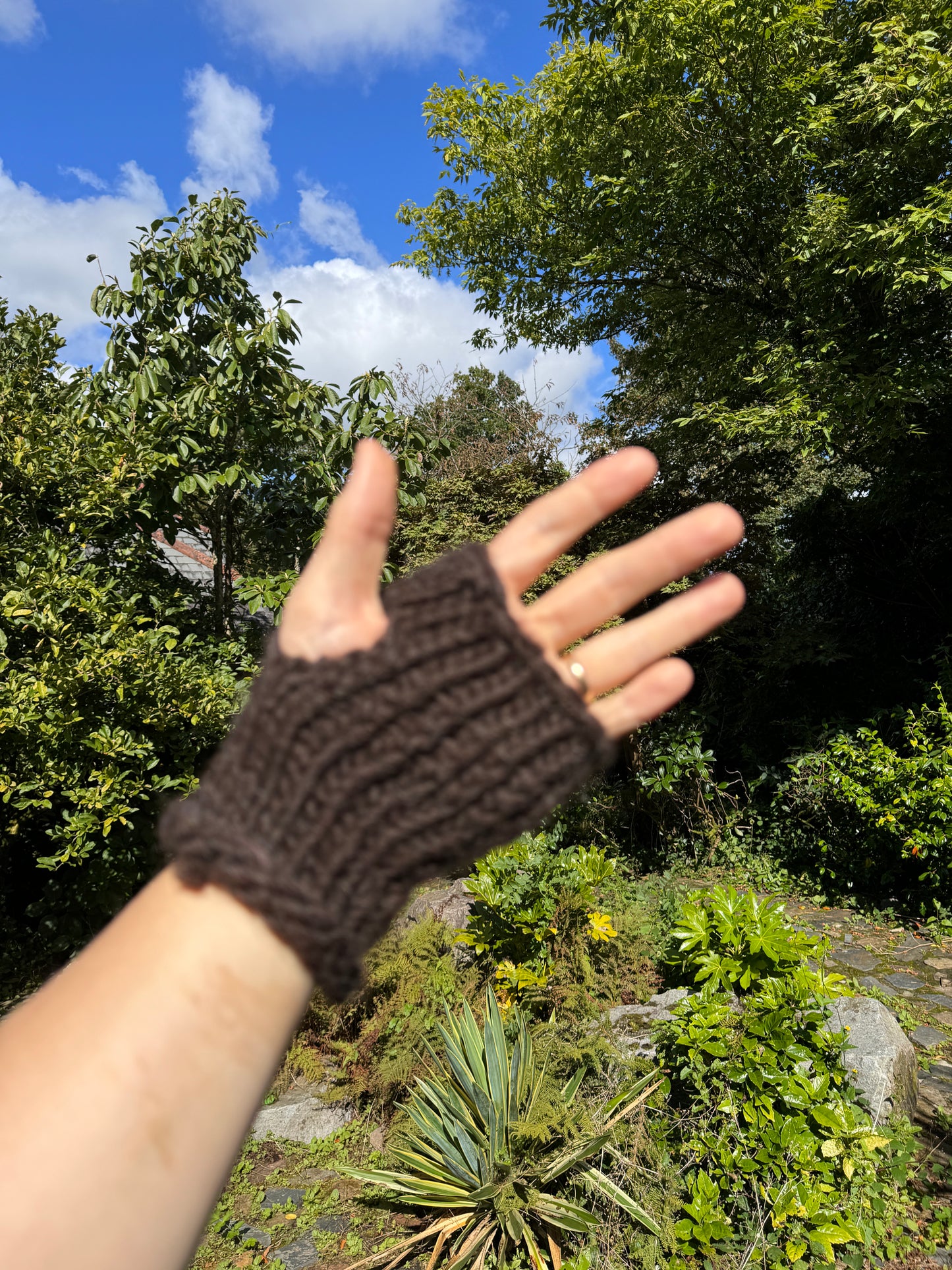 Black Shetland fingerless gloves - 100% British Shetland Wool