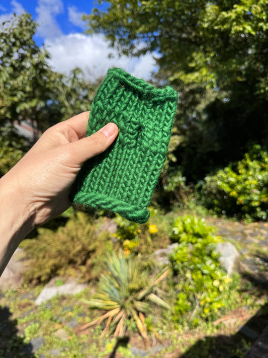 Pine green fingerless gloves in 100% merino wool